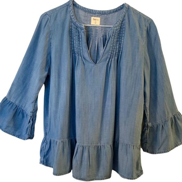 Gap Chambray BoHo  Pleated Light Blue Denim Top M (A-143) - Picture 2 of 8